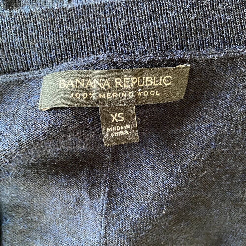 Banana Republic women's size XS dark blue stretchy wool button down sweater - Picture 7 of 7